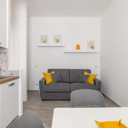 Domus Ponte Lungo *