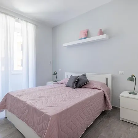 Domus Ponte Lungo Апартаменты *